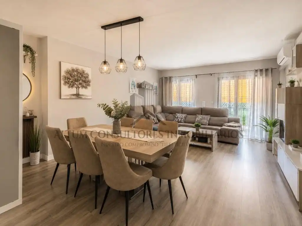 Sala d'estar de Casa o xalet en venda en Sevilla