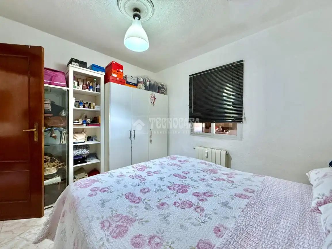 Habitación de Piso en venta en Alcalá de Henares con Calefacción y Terraza