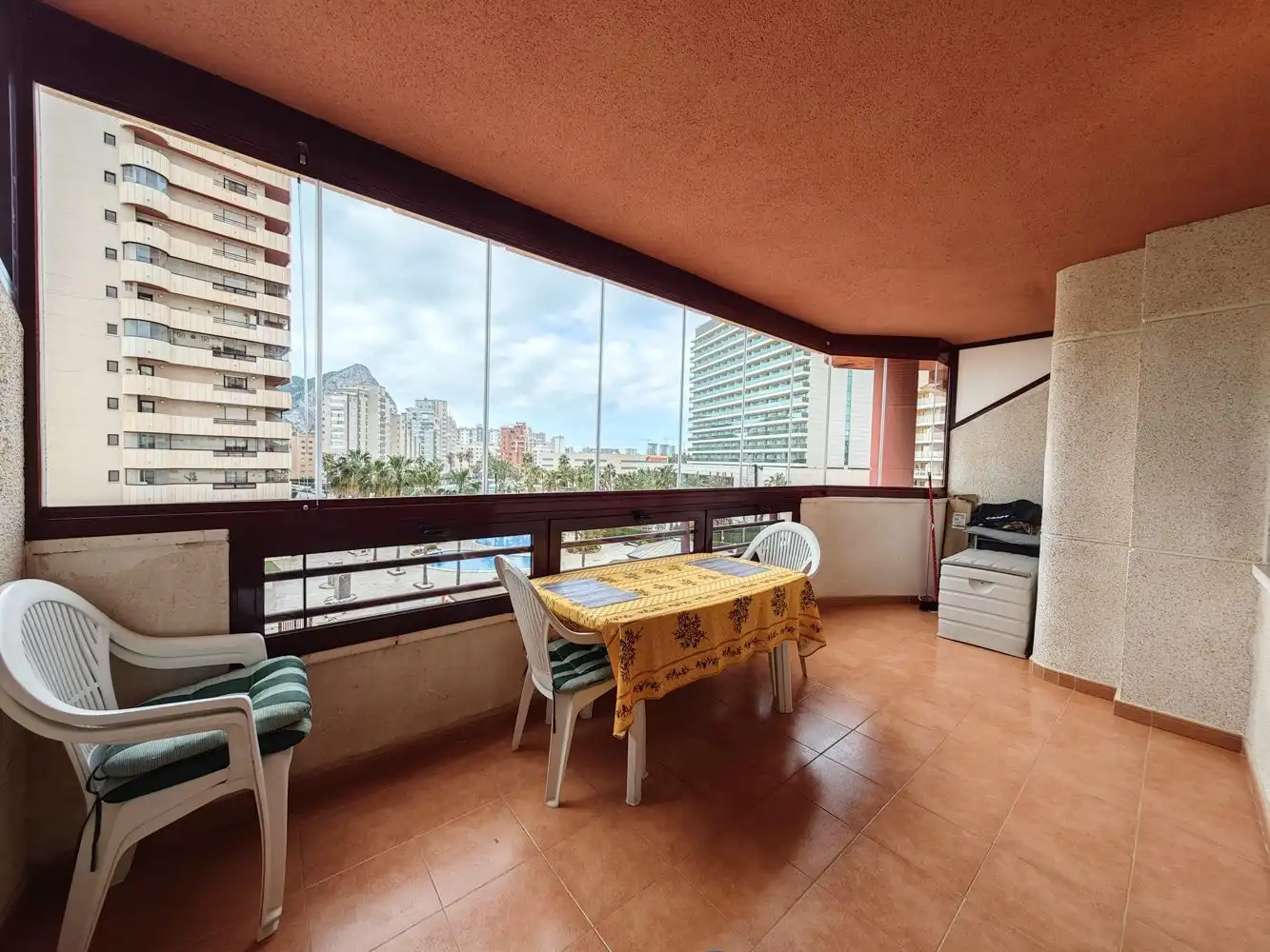 Vista exterior de Apartamento en venta en Calpe / Calp con Aire acondicionado, Calefacción y Jardín privado