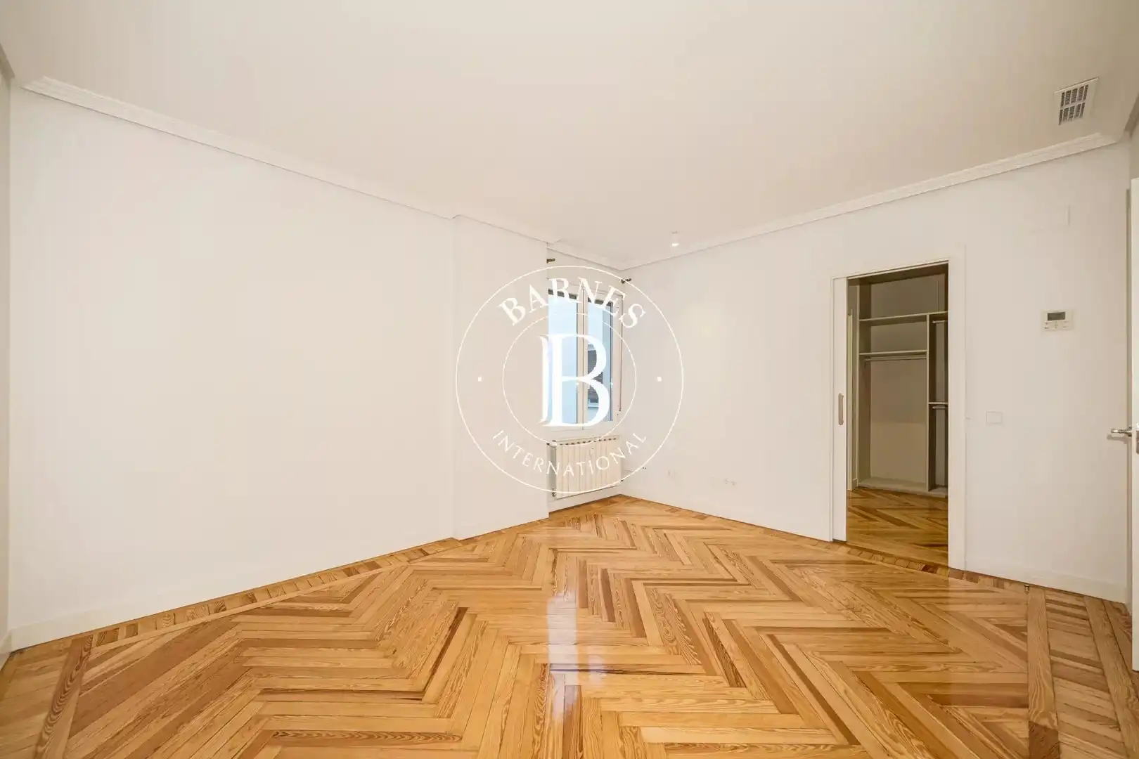 Schlafzimmer von Wohnung zur Miete in Madrid mit Klimaanlage, Heizung und Ofen