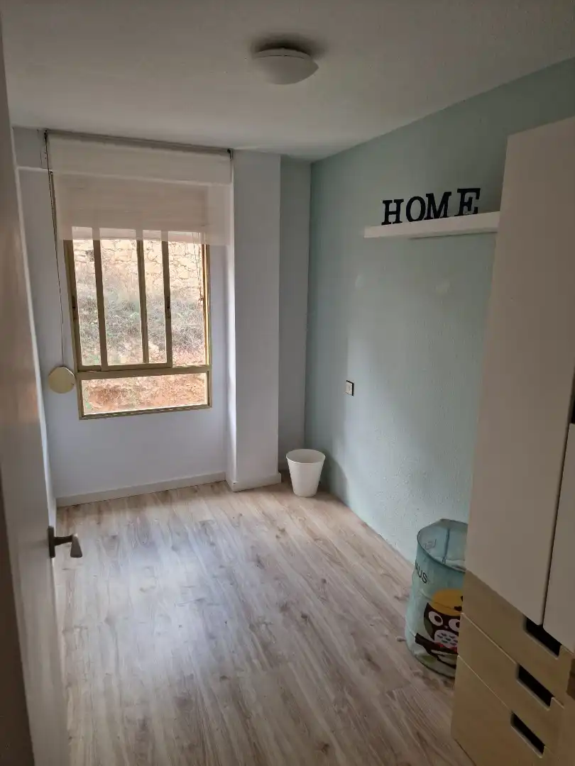 Habitación de Piso en venta en Santa Pola con Parquet, Terraza y Amueblado