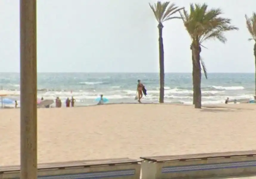 Vista exterior de Piso de alquiler en Alicante / Alacant con Terraza y Amueblado