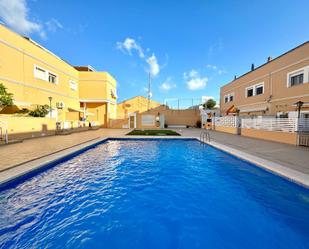 Piscina de Casa o xalet de lloguer en  Valencia Capital amb Aire condicionat i Terrassa