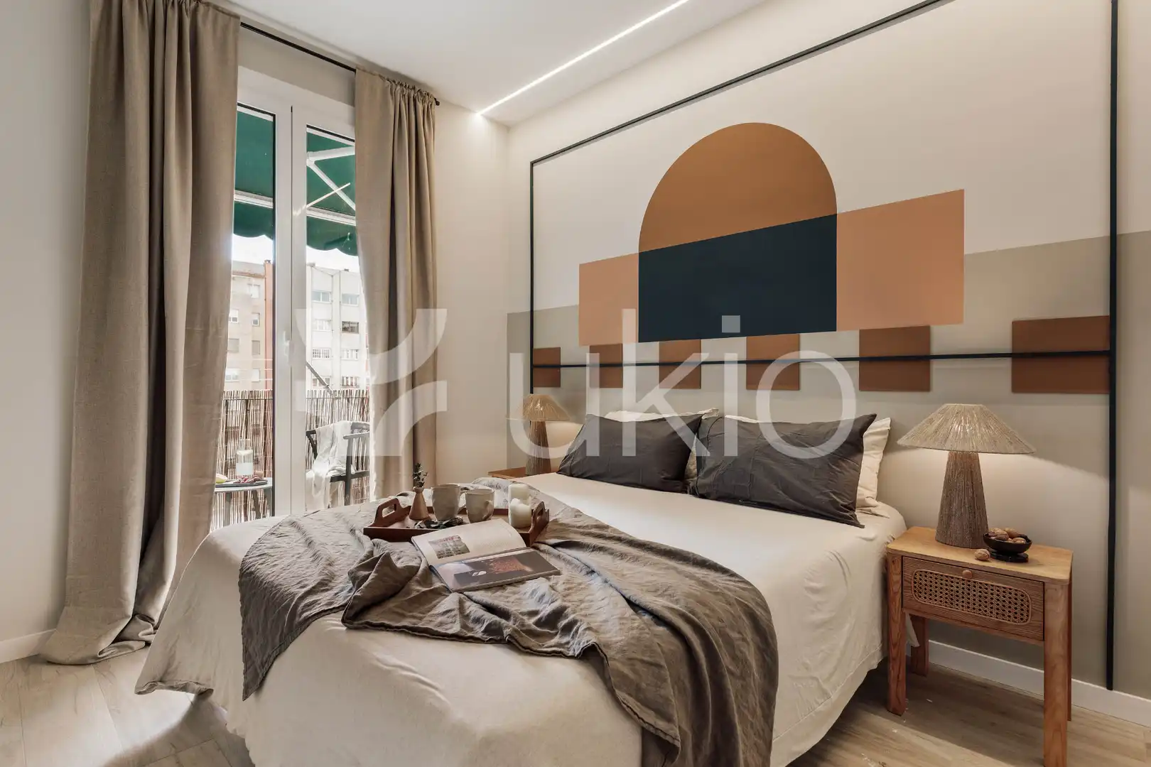Apartamento con terraza en alquiler en Carrer de Villarroel, imagen 6