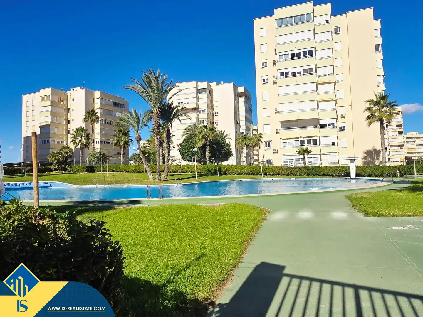 Exterior view of Flat for sale in Alicante / Alacant  with Terrace and Furnished