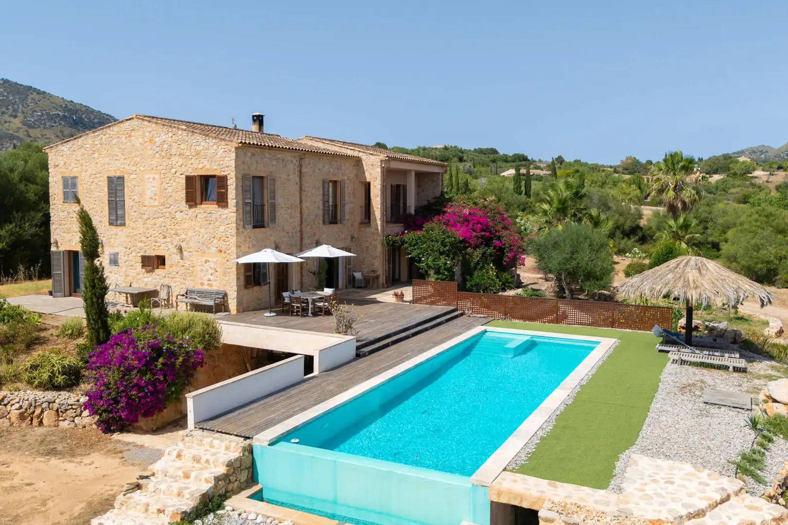 Piscina de Finca rústica en venda en Sant Llorenç des Cardassar amb Aire condicionat, Terrassa i Moblat