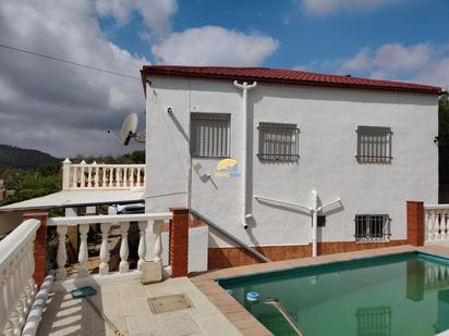 Vista exterior de Casa o xalet en venda en Sagunto / Sagunt amb Aire condicionat i Terrassa