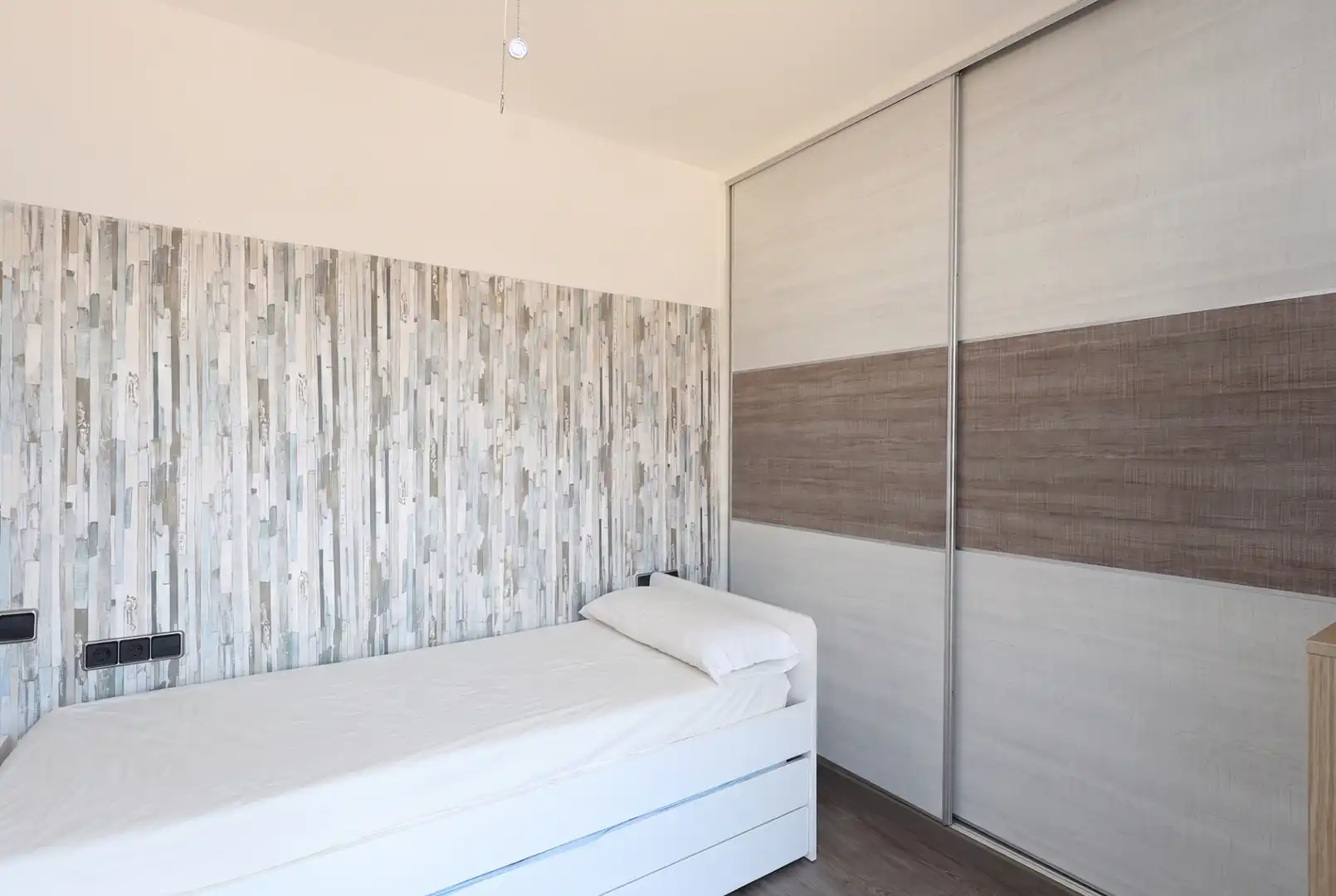 Habitación de Casa o chalet en venta en Viladecans con Aire acondicionado, Calefacción y Jardín privado