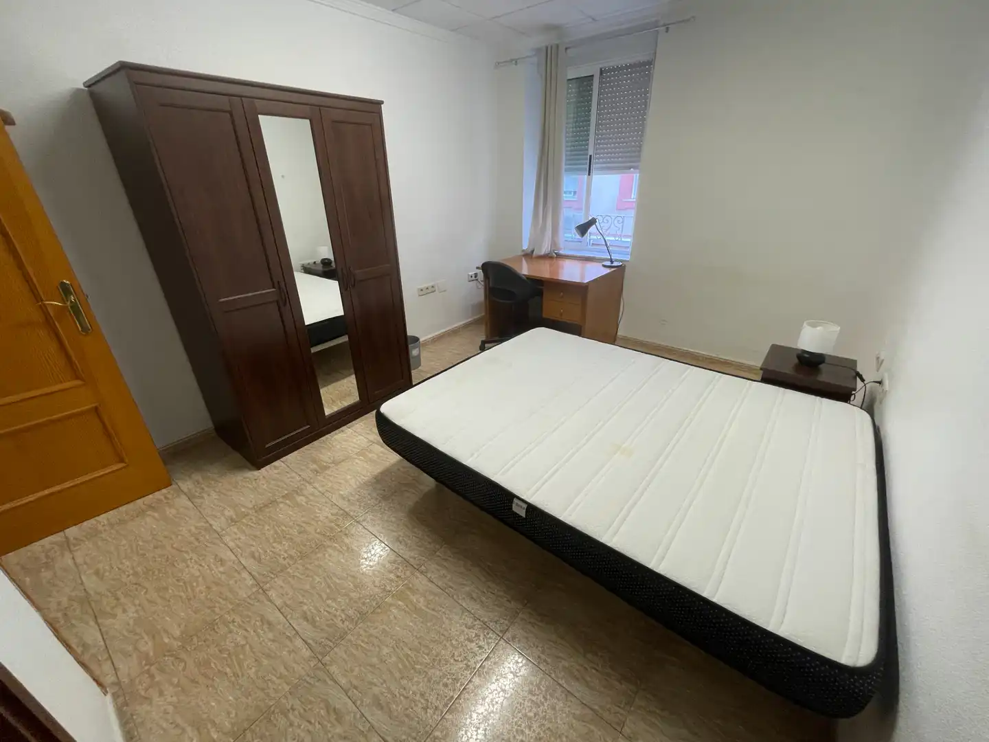 Dormitori de Pis de lloguer en Murcia amb Aire condicionat, Calefacció i Moblat