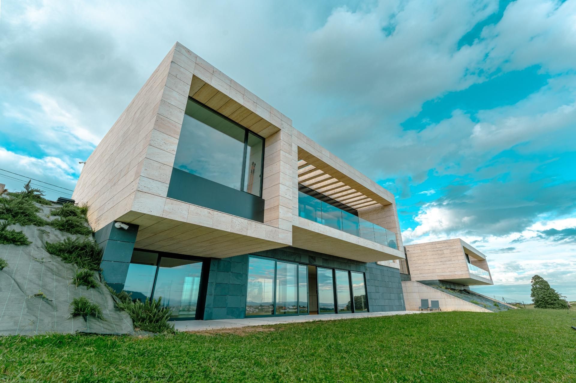 Exterior view of House or chalet for sale in Camargo  with Air Conditioner, Private garden and Terrace