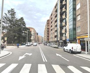 Vista exterior de Pis en venda en Salamanca Capital amb Calefacció, Parquet i Terrassa