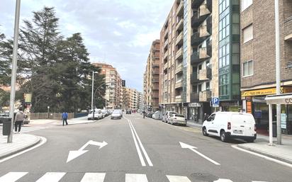 Vista exterior de Pis en venda en Salamanca Capital amb Calefacció, Parquet i Terrassa