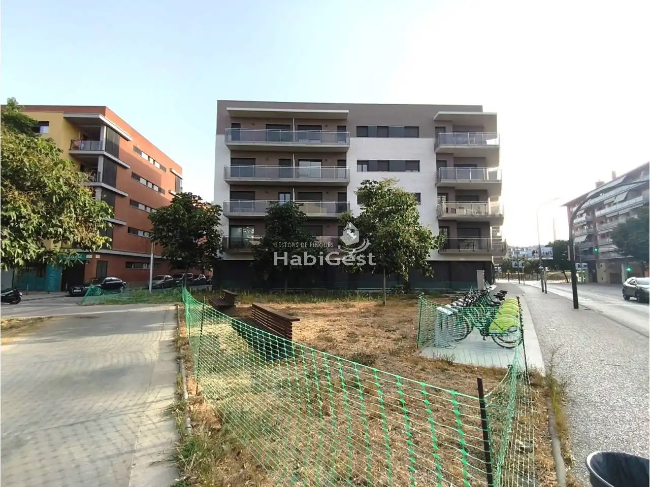 Exterior view of Garage for rent in Girona