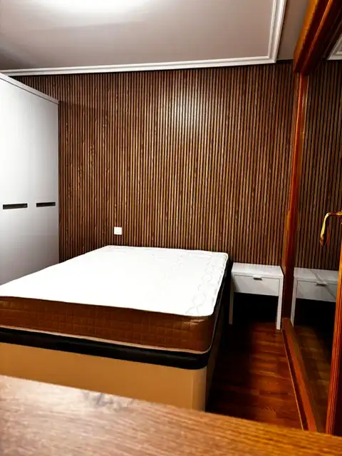 Dormitori de Apartament en venda en Santa Marta de Tormes amb Calefacció, Parquet i Terrassa