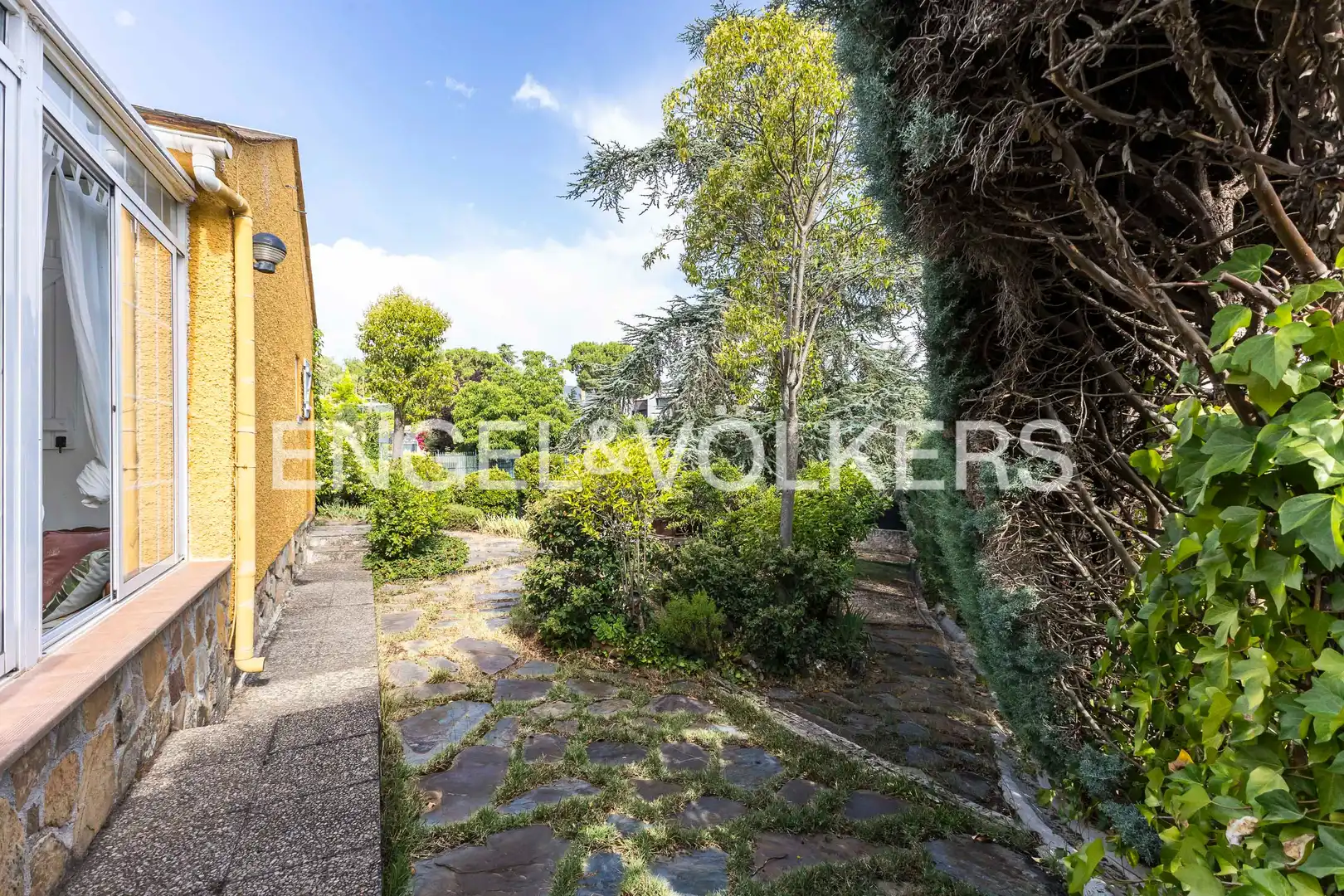 Casa o xalet en venda en Tres Cantos amb Calefacció, Jardí privat i Parquet