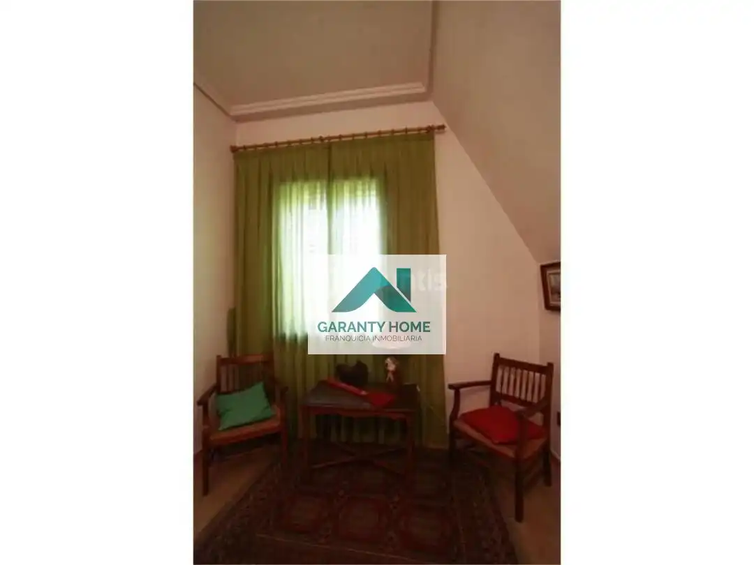 Houses for sale in Serrada  with Heating