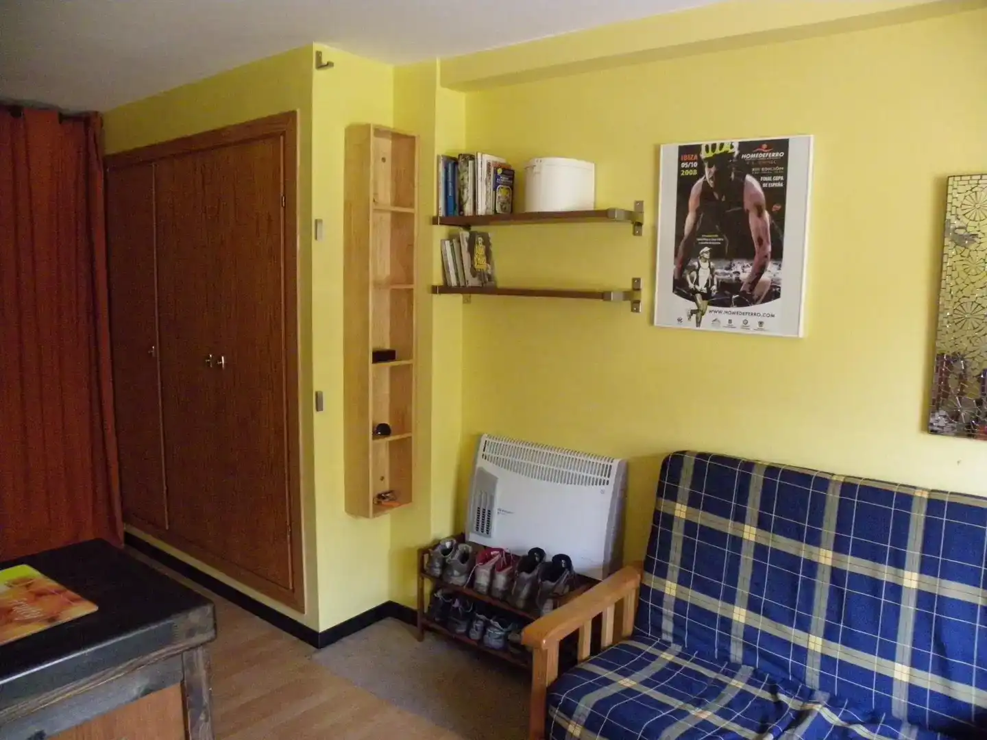 Bedroom of Flat for sale in Jaca  with Parquet flooring, Storage room and Furnished