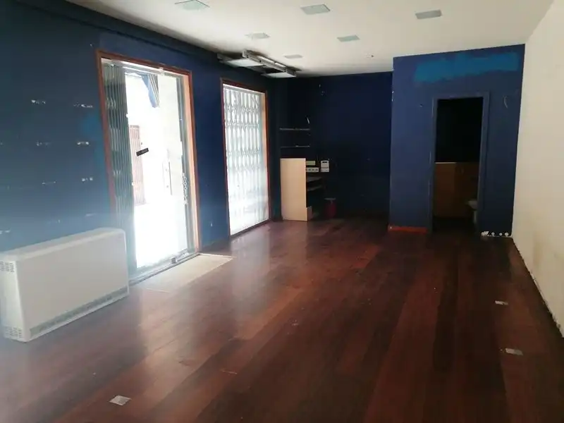 Local comercial en venda a Centre, imagen 3