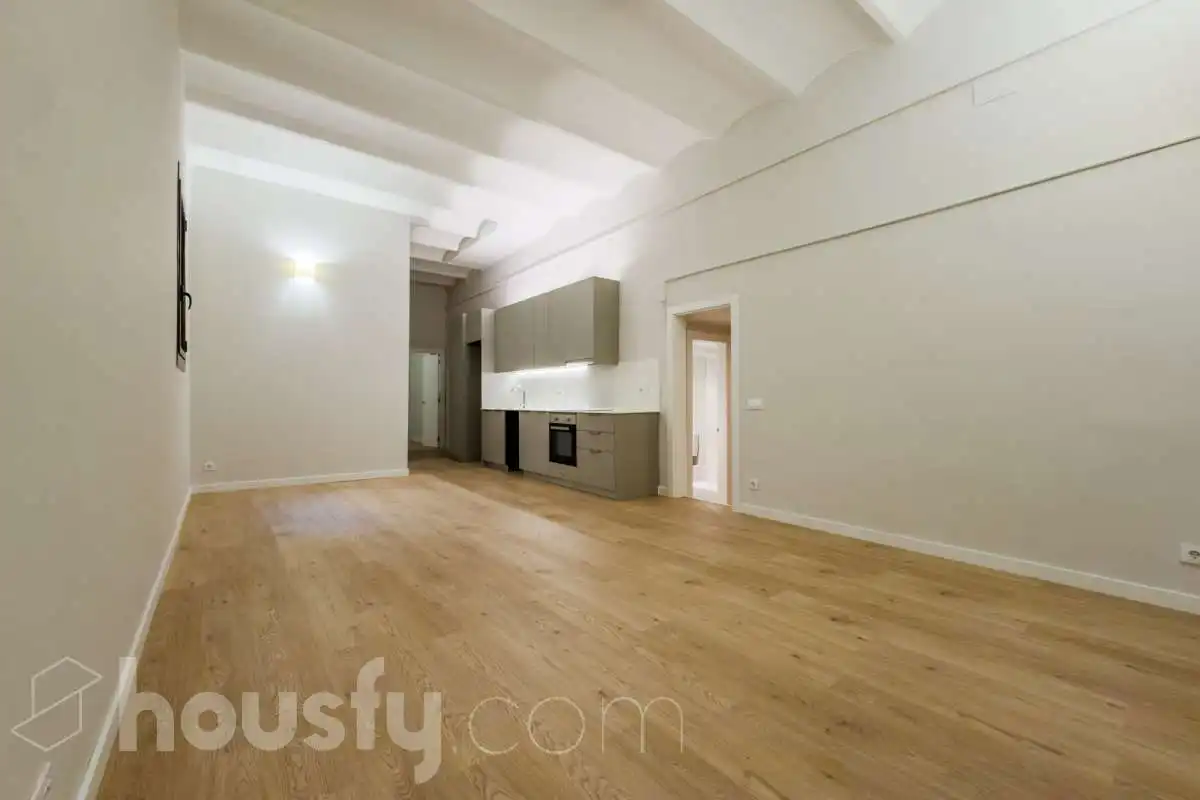 Sala de estar de Planta baja en venta en Barcelona con Parquet