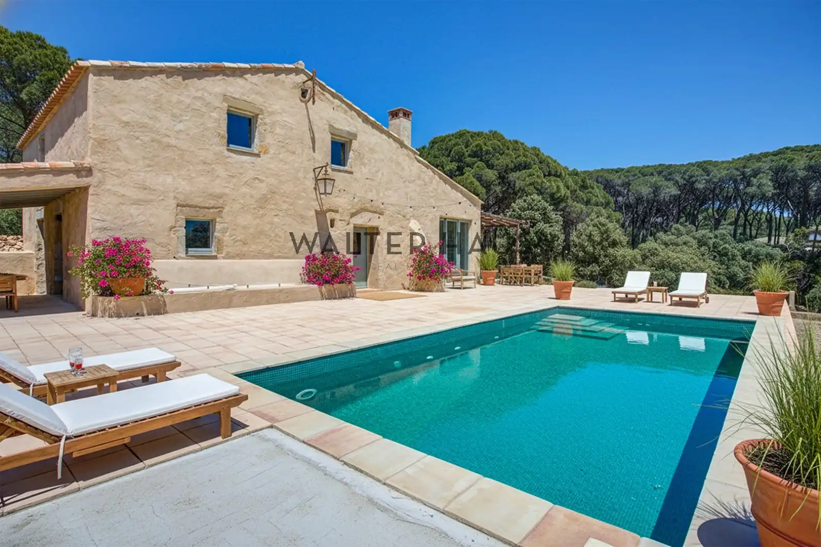 Landhaus mit Pool zum Verkauf in Carrer Can Semi