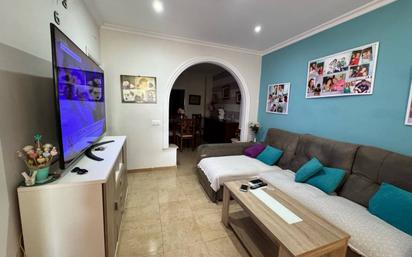 Living room of House or chalet for sale in Morón de la Frontera  with Air Conditioner, Private garden and Terrace