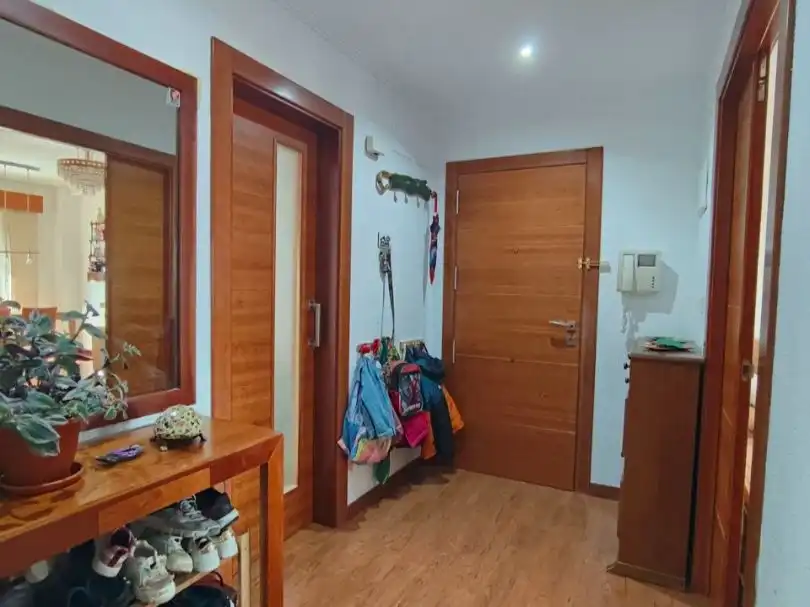 Flat with pool for sale in C/ Elda 5, imagen 4