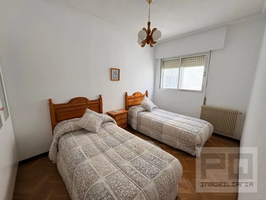 Schlafzimmer von Wohnung zur Miete in Las Navas del Marqués 