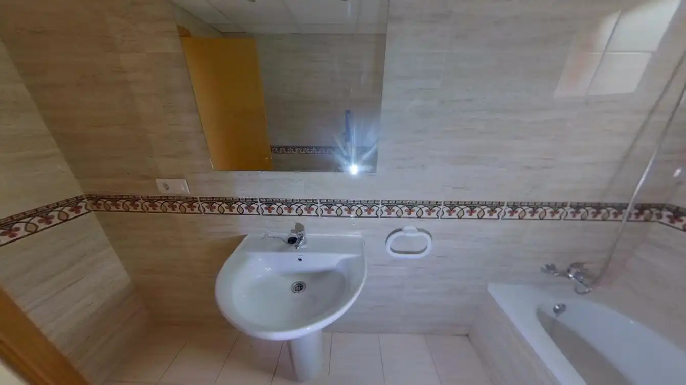 Apartament amb piscina en venda a Torrequebrada, imagen 24