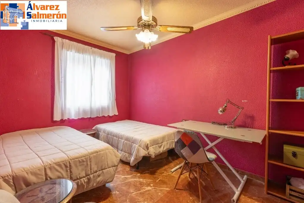 Bedroom of Detached homes for sale in Granada  with Terrace and Community pool