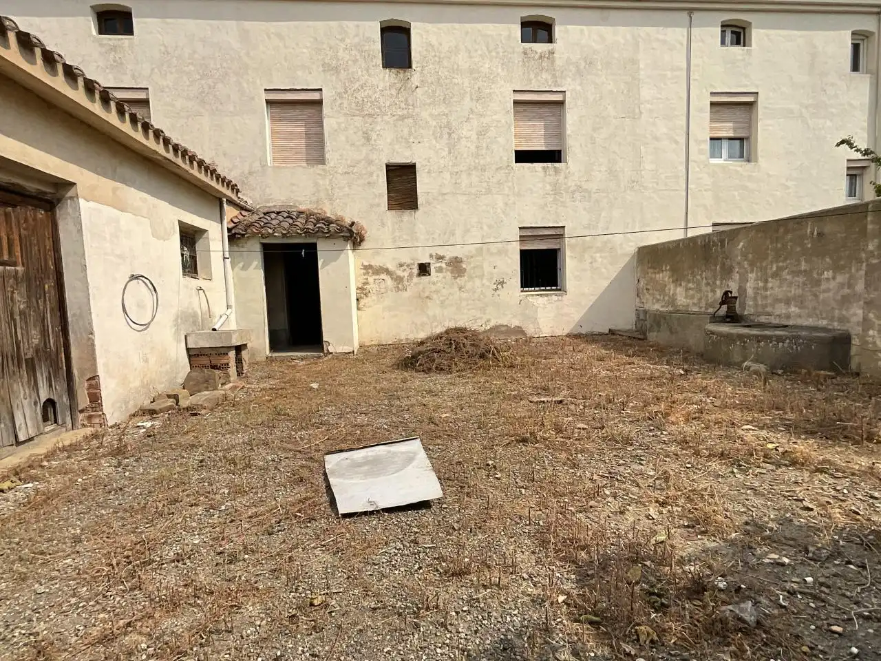 Houses for sale in Castildelgado  with Storage room and Furnished