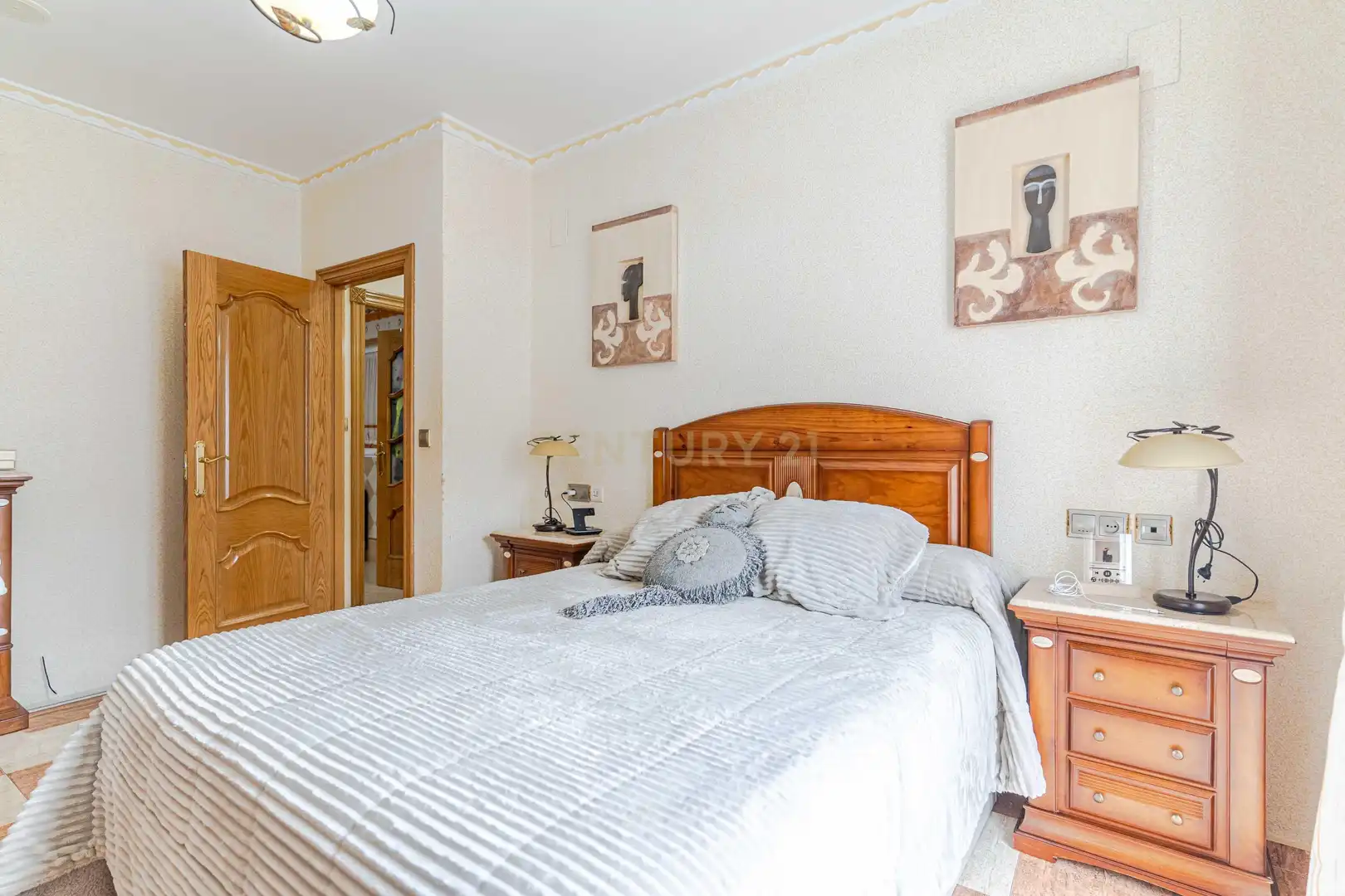 Habitación de Apartamento en venta en Montefrío con Aire acondicionado y Jacuzzi