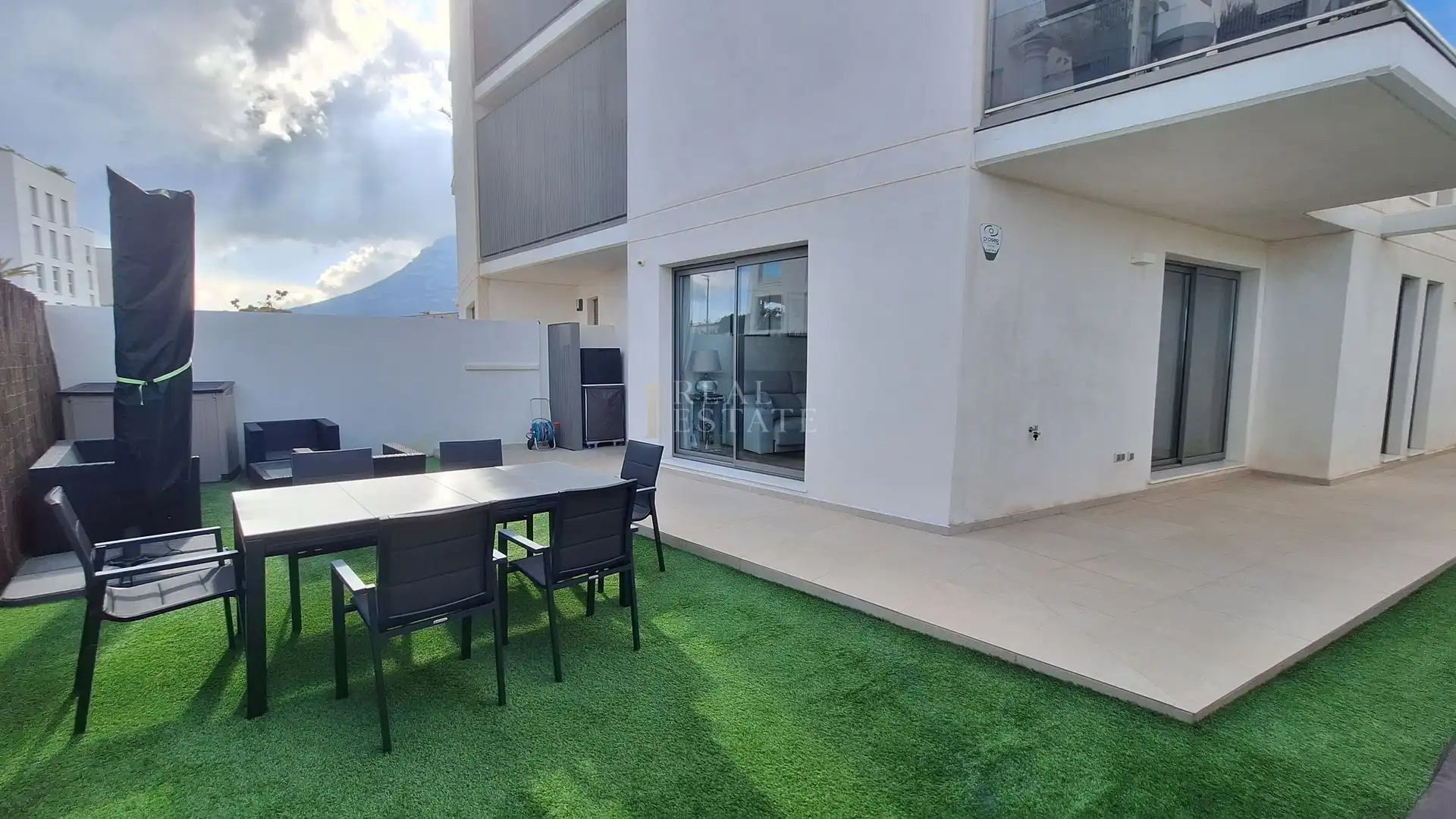 Terrace of Flat for sale in El Montgó