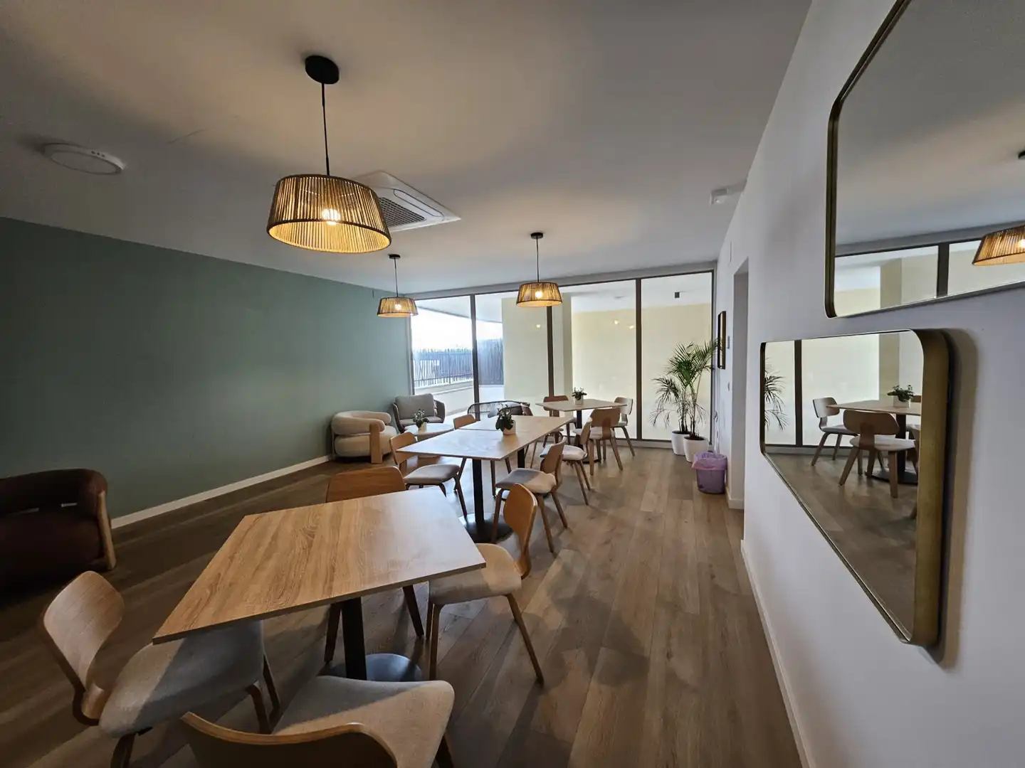 Comedor de Piso de alquiler en El Puig de Santa Maria con Aire acondicionado, Amueblado y TV