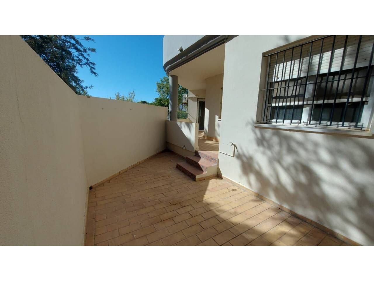 Vista exterior de Piso en venta en Puerto Real con Terraza