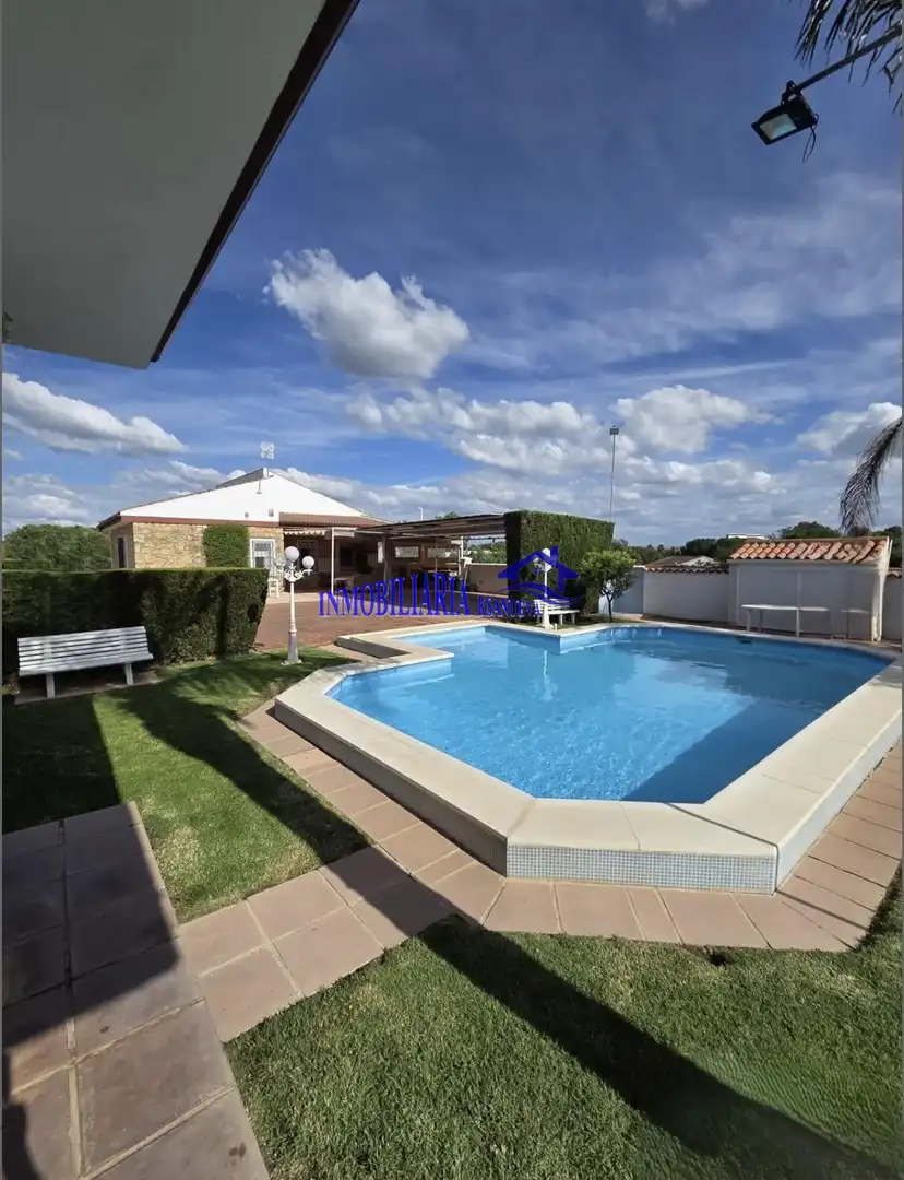 Swimming pool of Houses for sale in Córdoba  with Swimming Pool