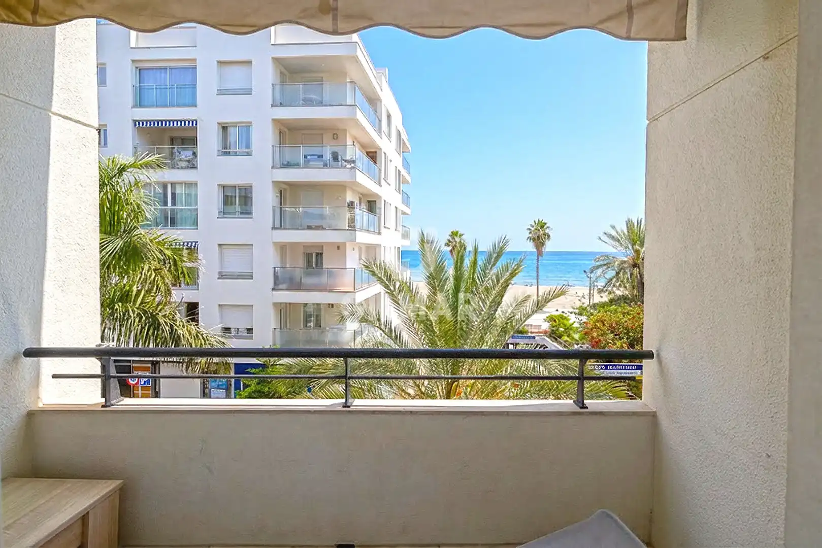 Apartamento con terraza en venta en Estepona Pueblo, imagen 3