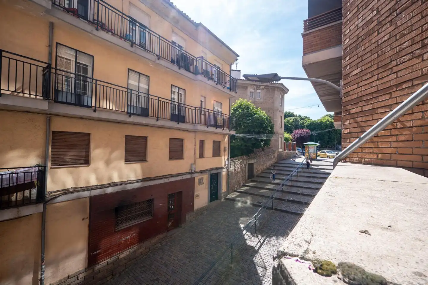 Vista exterior de Local en venta en Madrid