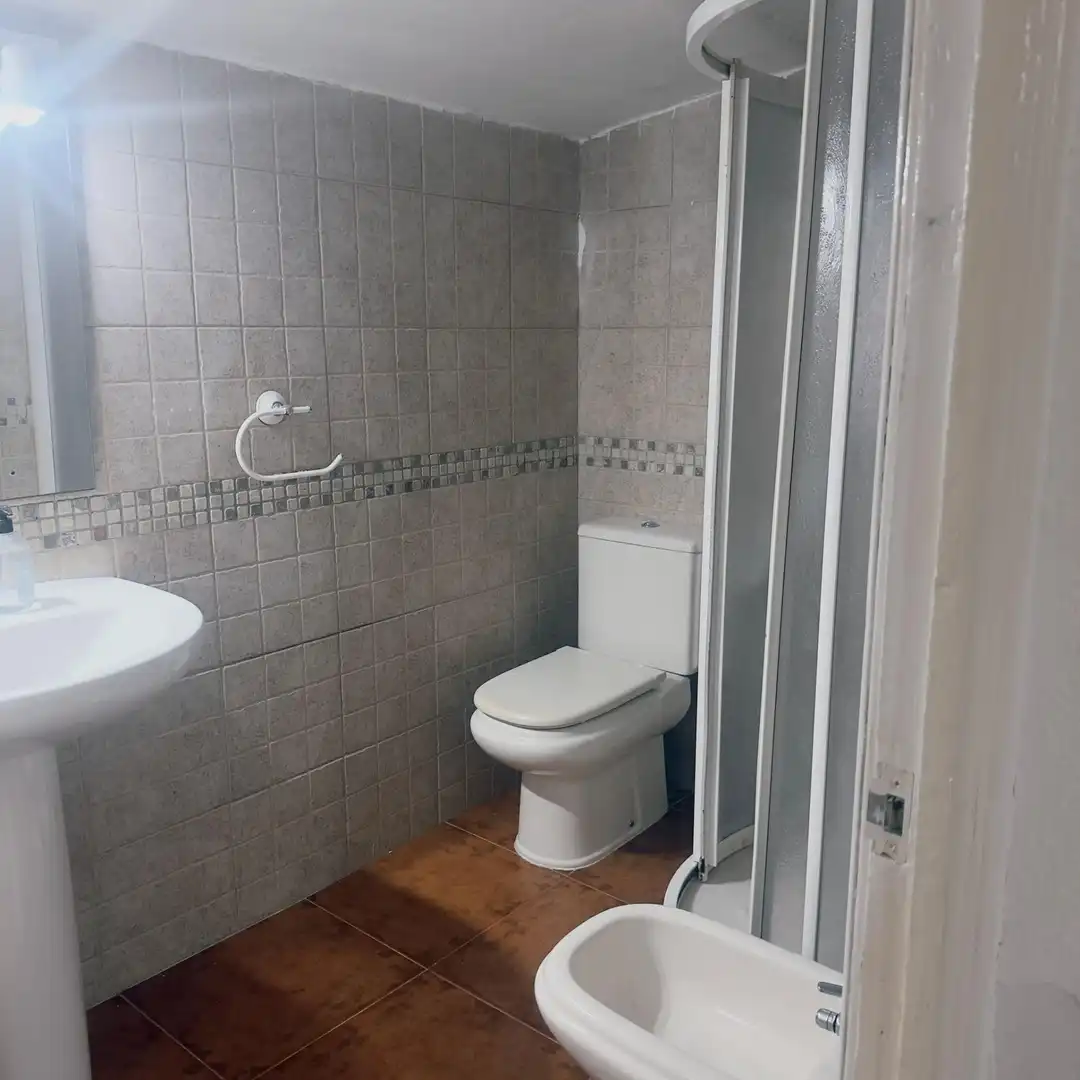 Bany de Casa o xalet en venda en Navalagamella amb Traster i Alarma