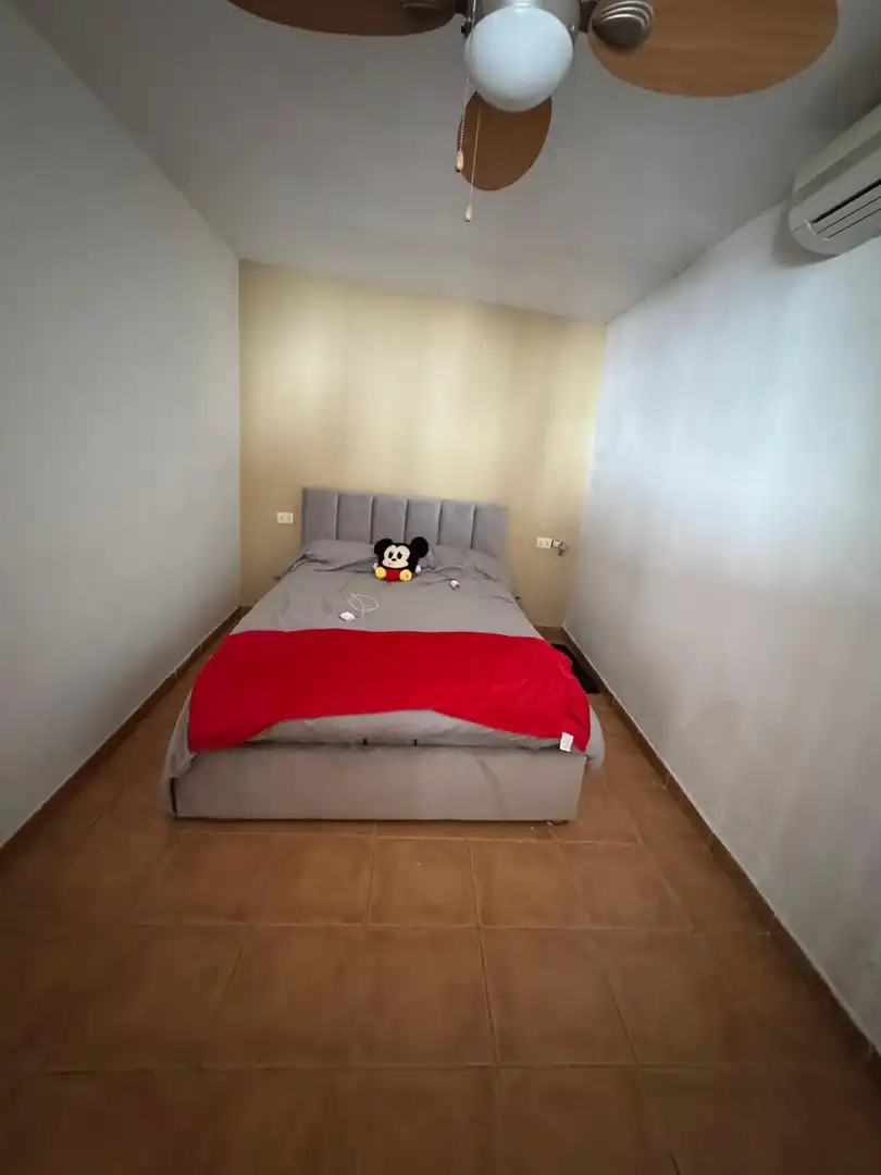 Schlafzimmer von Country house zur Miete in Sant Joan de Moró mit Klimaanlage, Privatgarten und Möbliert
