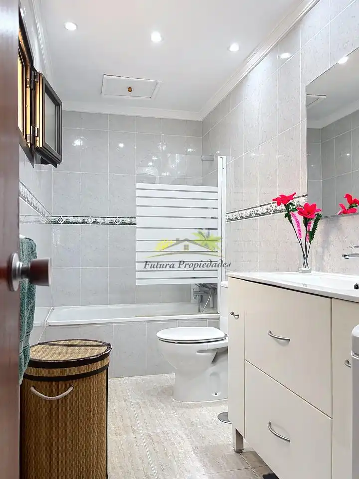 Bathroom of Flat for sale in Arrecife