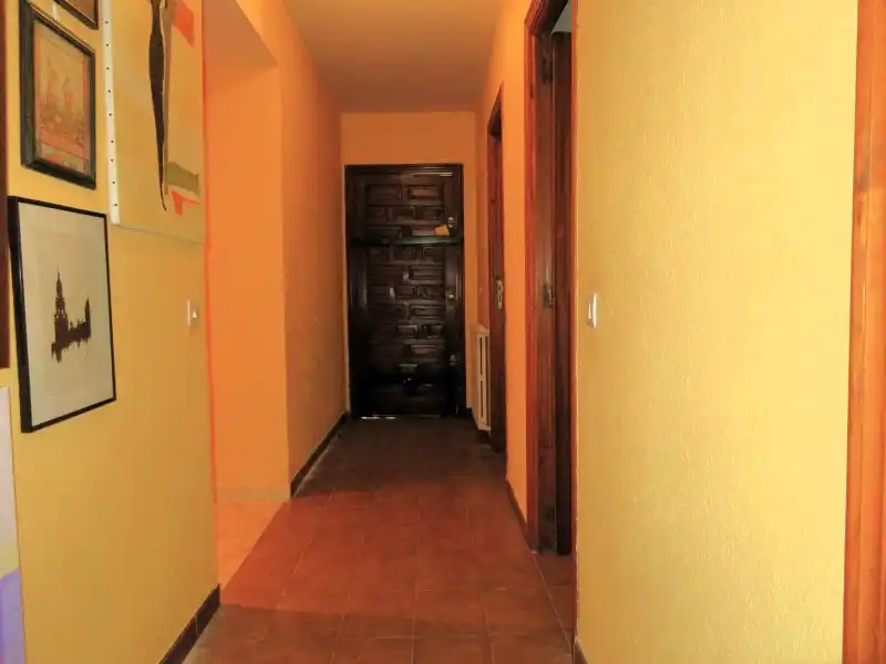 Casa o chalet en venta en Cuadros con Calefacción y Trastero