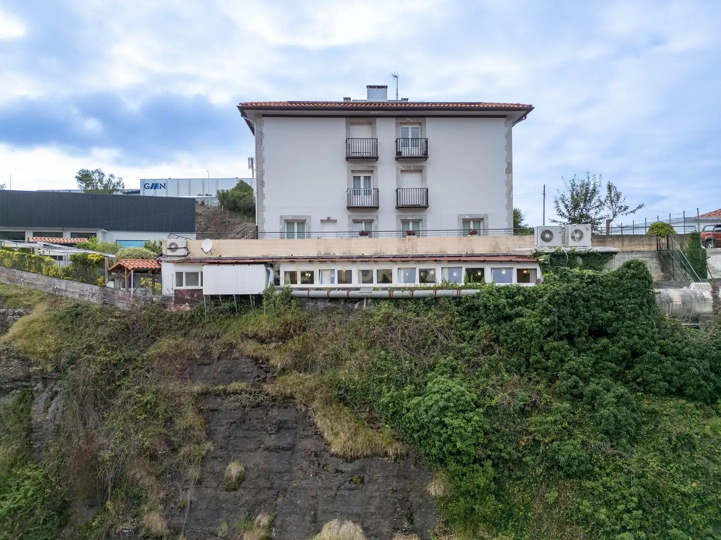 Exterior view of Commercial properties for sale in Deba  with Air Conditioner