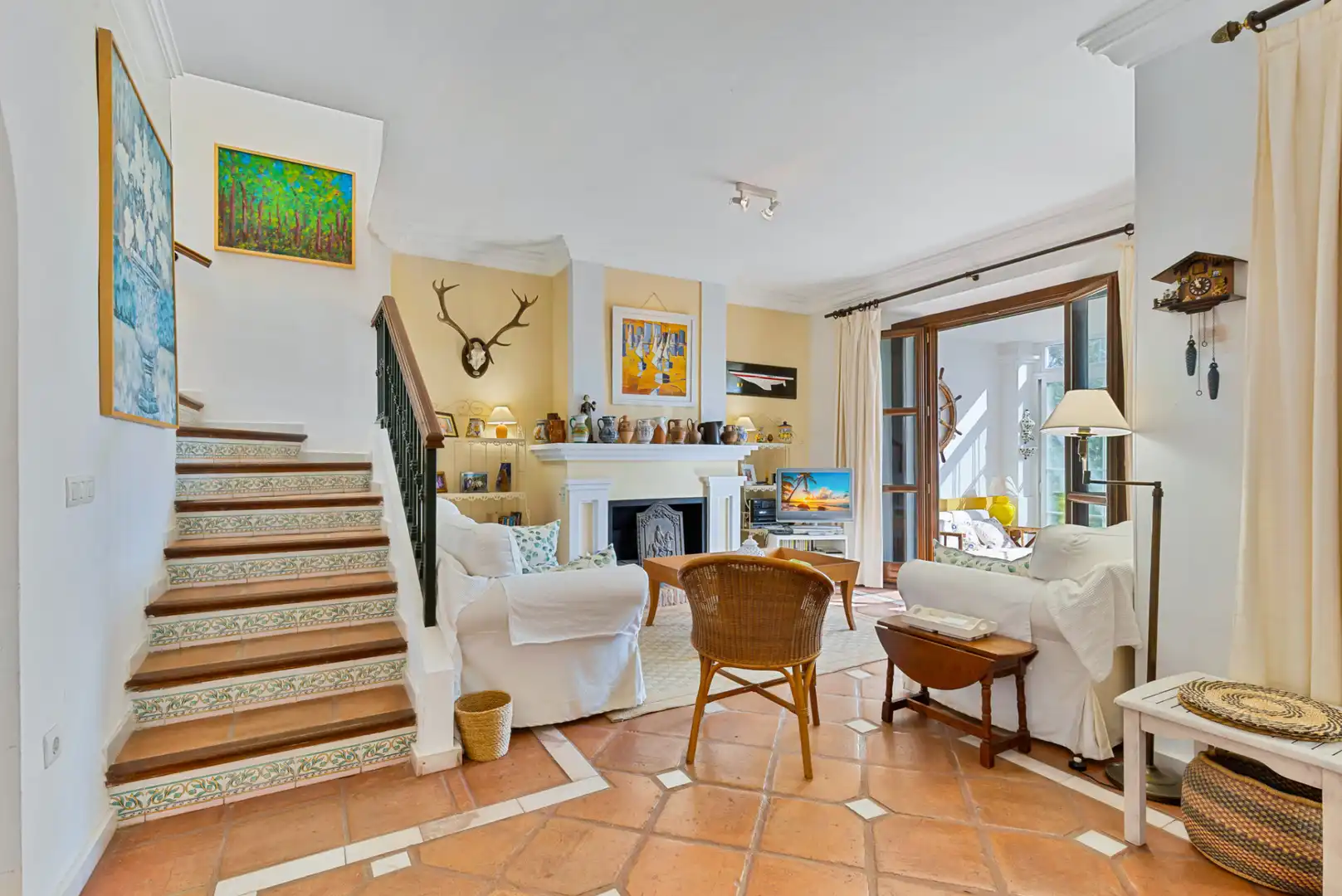 Sala de estar de Casa o chalet en venta en Marbella con Terraza y Piscina comunitaria
