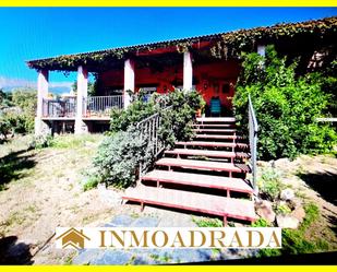 Exterior view of House or chalet for sale in Piedralaves