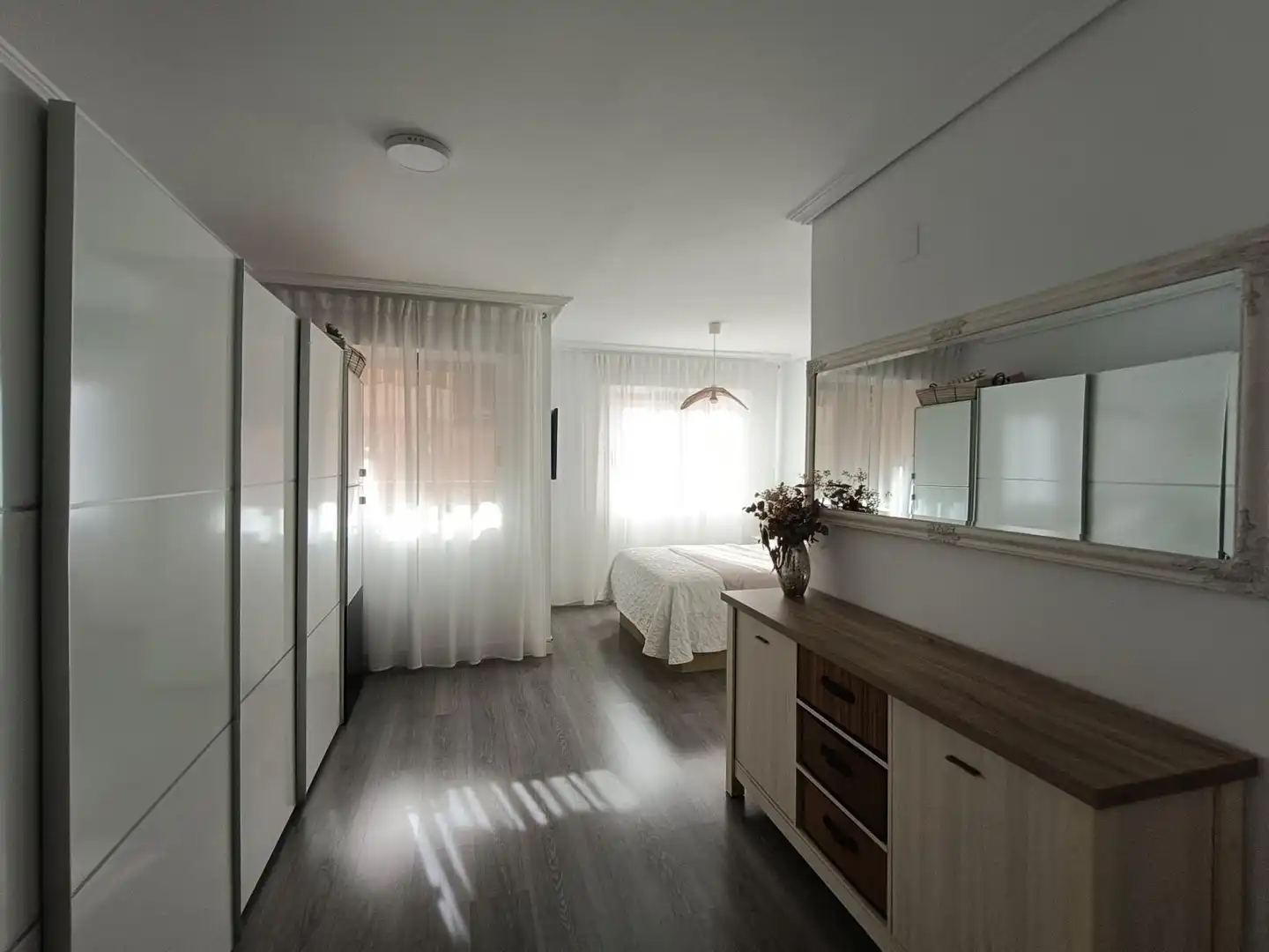 Habitación de Piso en venta en Castellón de la Plana / Castelló de la Plana con Aire acondicionado, Calefacción y Parquet