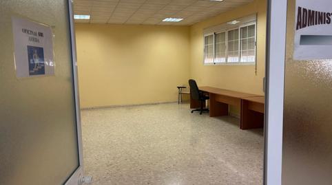 Foto 4 von Fabrikhallen zur Miete in Calle Rubí, Cañero,  Córdoba Capital