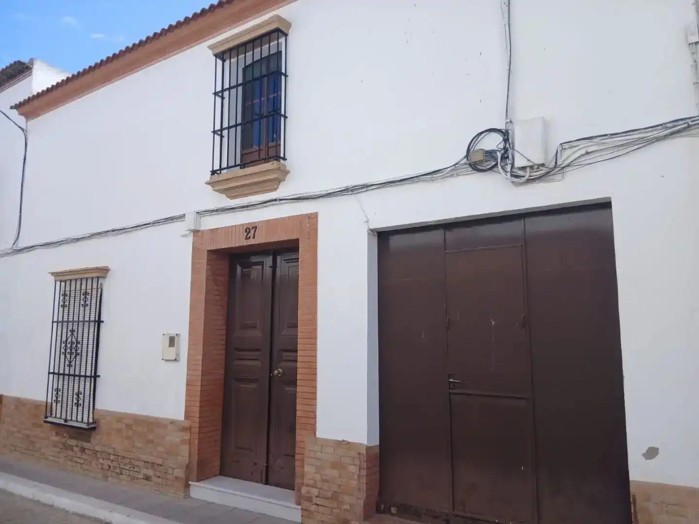 Vista exterior de Casa adosada en venda en La Palma del Condado