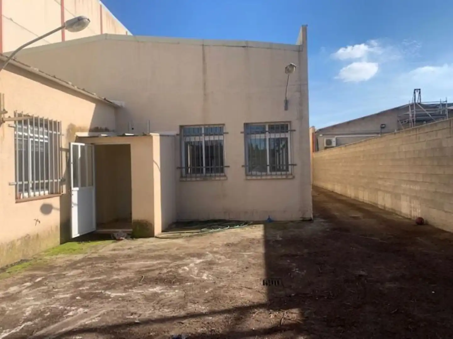 Industrial building for sale in Calle Cuatro, imagen 2