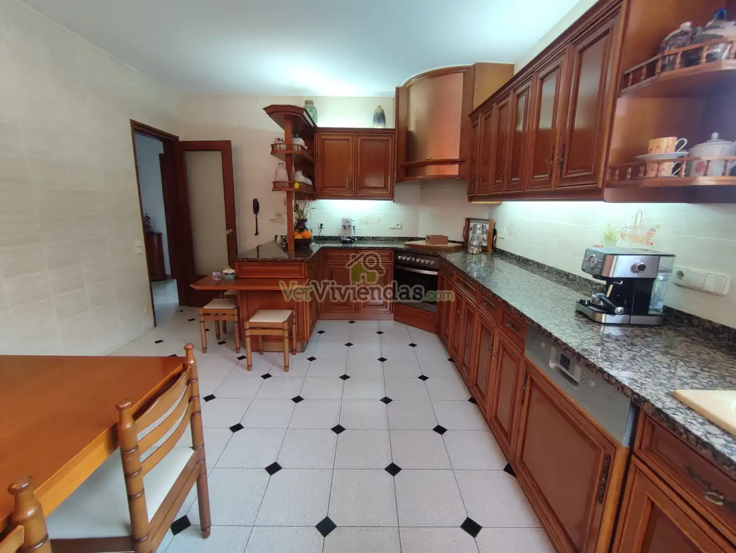 Cuina de Casa o xalet en venda en La Palma de Cervelló amb Calefacció, Jardí privat i Terrassa