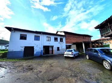 Casa con giardino in vendita a Salas